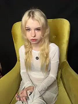 Creatrix_Lola — nnn fail tax