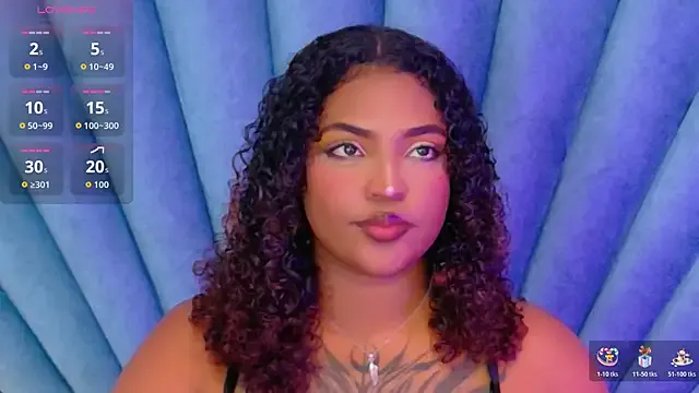 Cristal-Jonnes on StripChat