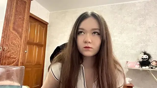 CrunchBerries on StripChat