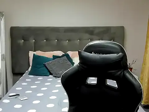 CuteRoxxy — Freechat on StripChat