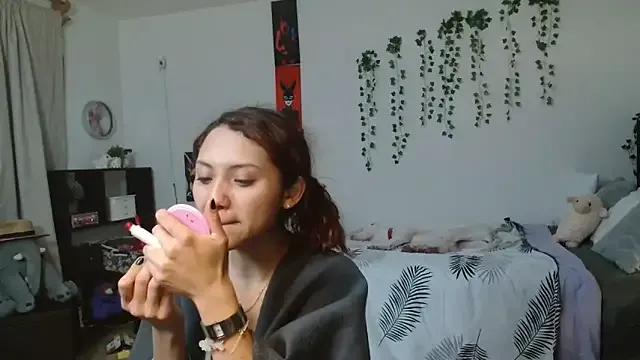 Dama_Scarlata18 on StripChat 