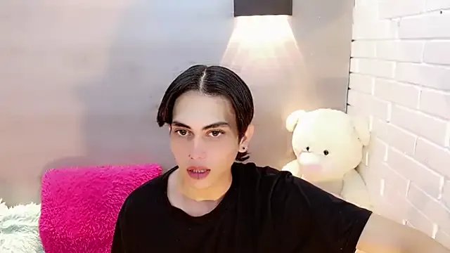 Daniela_Pink_ on StripChat