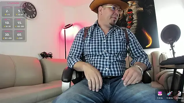 Dante_Bellini on StripChat