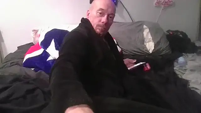 deepinnnnn on StripChat 