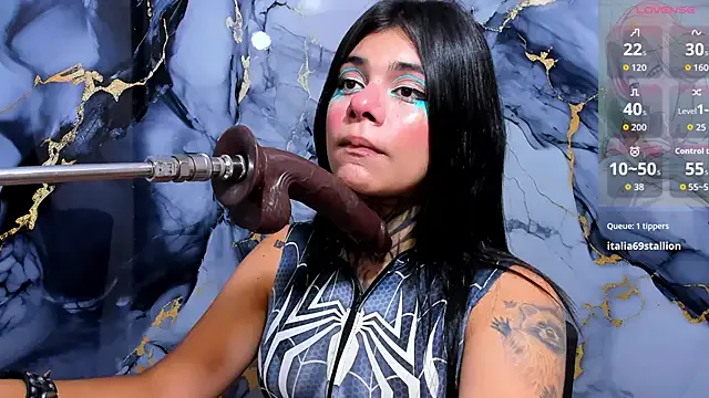 Emily_Evo on StripChat