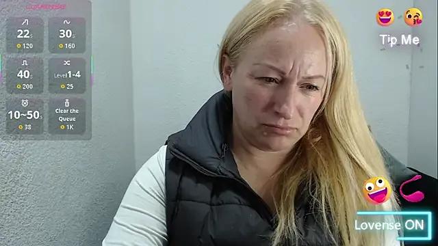 emperabigbootybigass — Freechat on StripChat