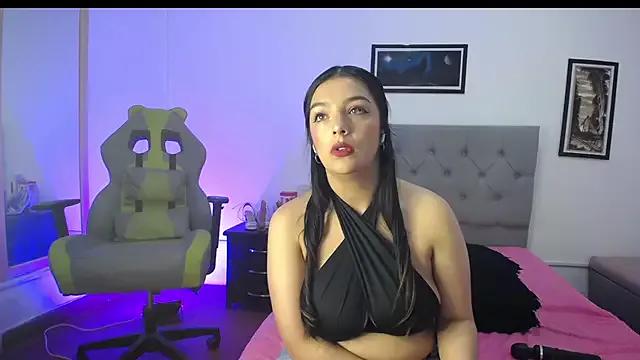 Esmeraldaa- on StripChat 