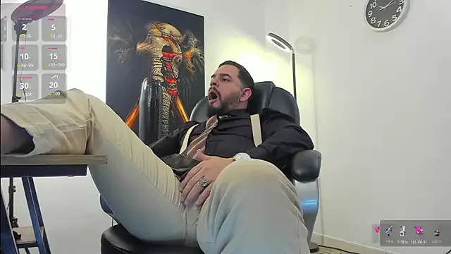 Ethan_Castellano on StripChat