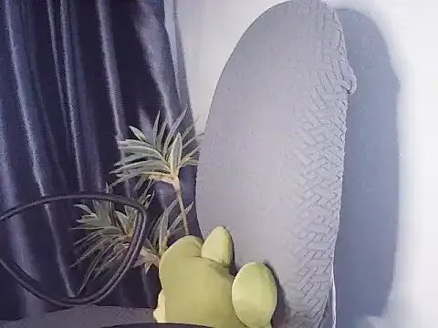 Eva_Meo — DRIVE ME CRAZY WITH HARD VIBES SQUIRT <3