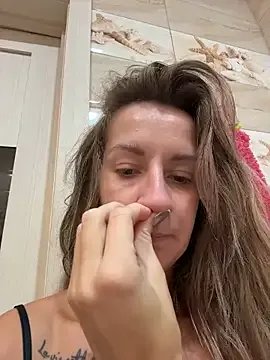 EvvaMur — take off the white top