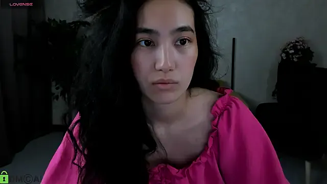 FlirtyAura on StripChat