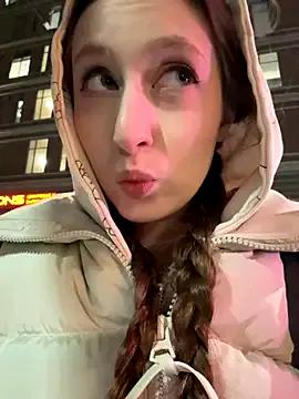 FroggyAnna — Freechat on StripChat