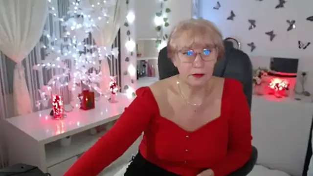 Ghertrude52 on StripChat