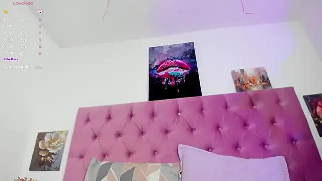 Greicy_wish — Masturbate and big squirt