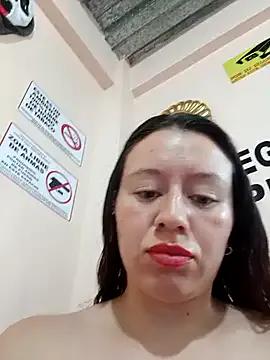 Hannah-colx on StripChat 