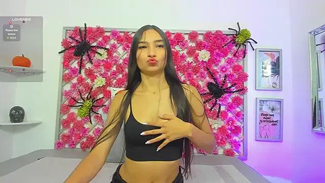 hannah_miller_1 on StripChat 