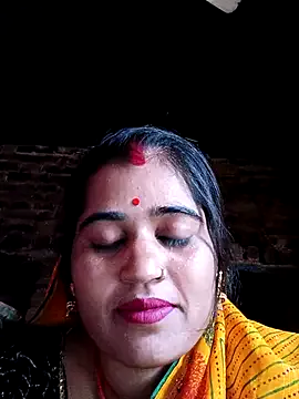 Hot_kamla on StripChat