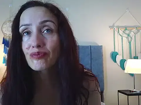 IberianMoonMK on StripChat