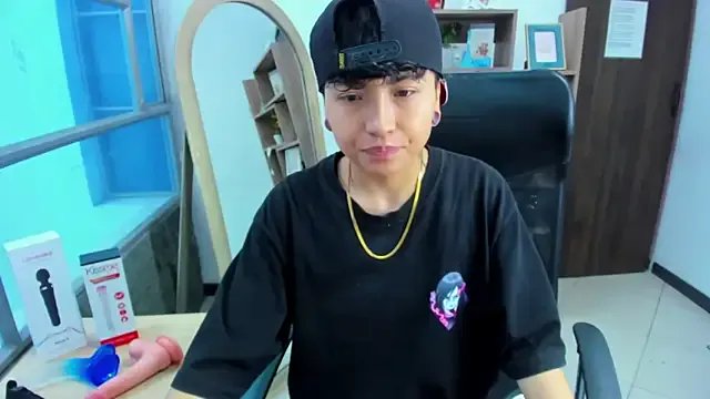 Im_Mathias on StripChat