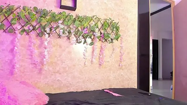 ImEmily444 on StripChat 