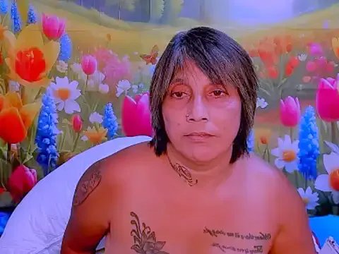 indianroxy on StripChat 