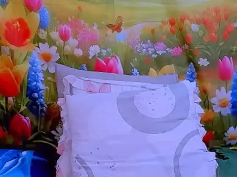 indianroxy on StripChat 