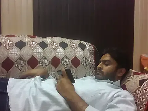 indihotguy on StripChat