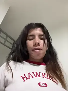 isabella__naugthy on StripChat