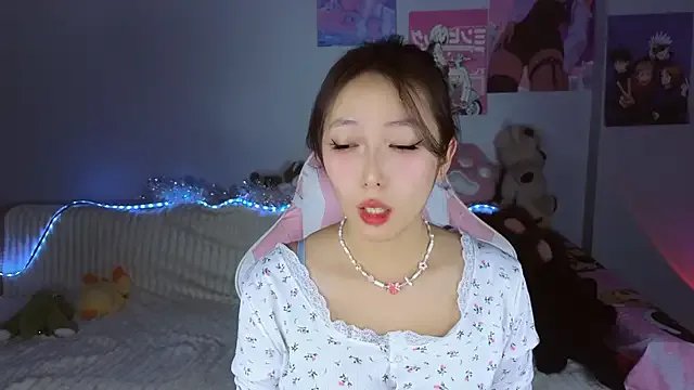 jasmilee on StripChat