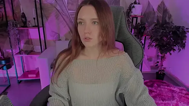 JennyDens on StripChat