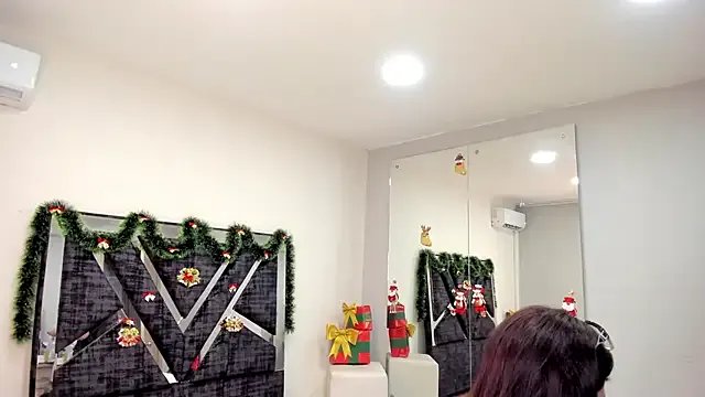 Jonness_Isa_ on StripChat 