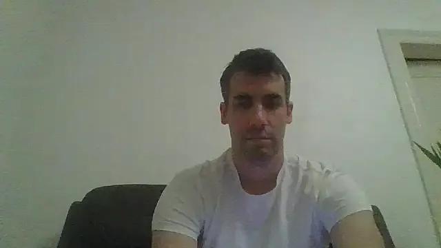 JulioIsHere4you — Freechat on StripChat