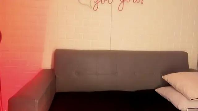 karina_gomez_18 — tease me