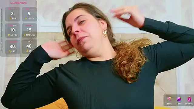 KarinaNoir on StripChat