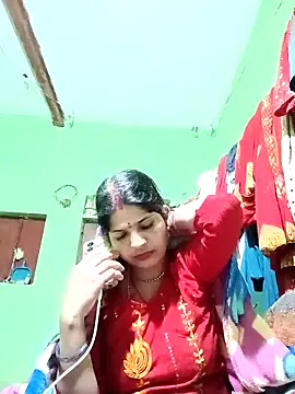 Karishma_cute on StripChat