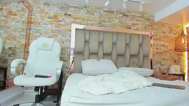 karla_dunn — Shall we continue? Don't stop...