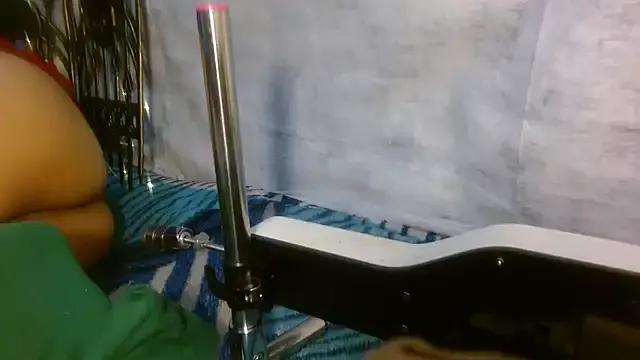 kattislut77 on StripChat 