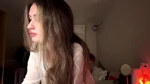 KiraBodrick on StripChat