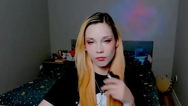 Kitten_Alissa on StripChat 