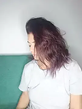 LadyNora on StripChat