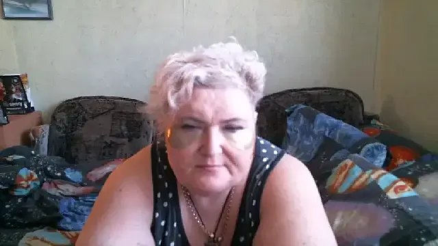 Lana555 on StripChat 