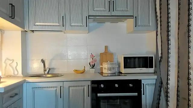 leslie_my_lovee on StripChat 