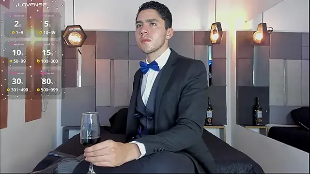 LiamNovak on StripChat