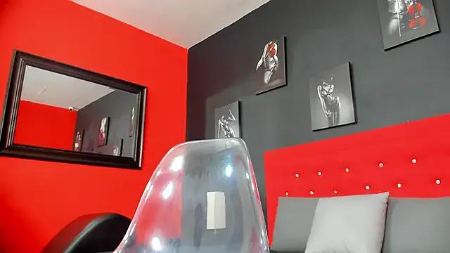 lilyth_adam on StripChat 