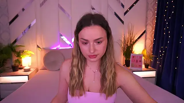 LindsieGreyy — Wet pussy^^