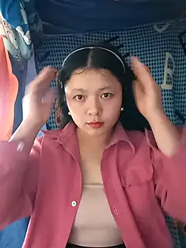 lisa-bae00 on StripChat