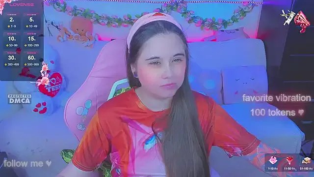 Lolisuccub on StripChat 