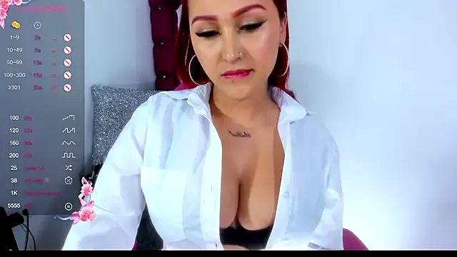 lucy_beatifull on StripChat