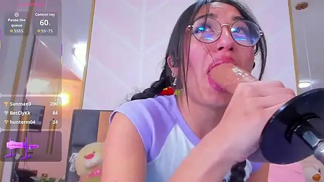 MadyJackson — Spit on your dick 