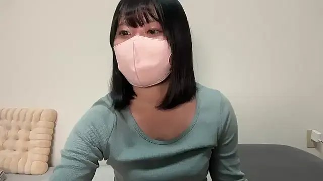 Mao_cute_10 on StripChat